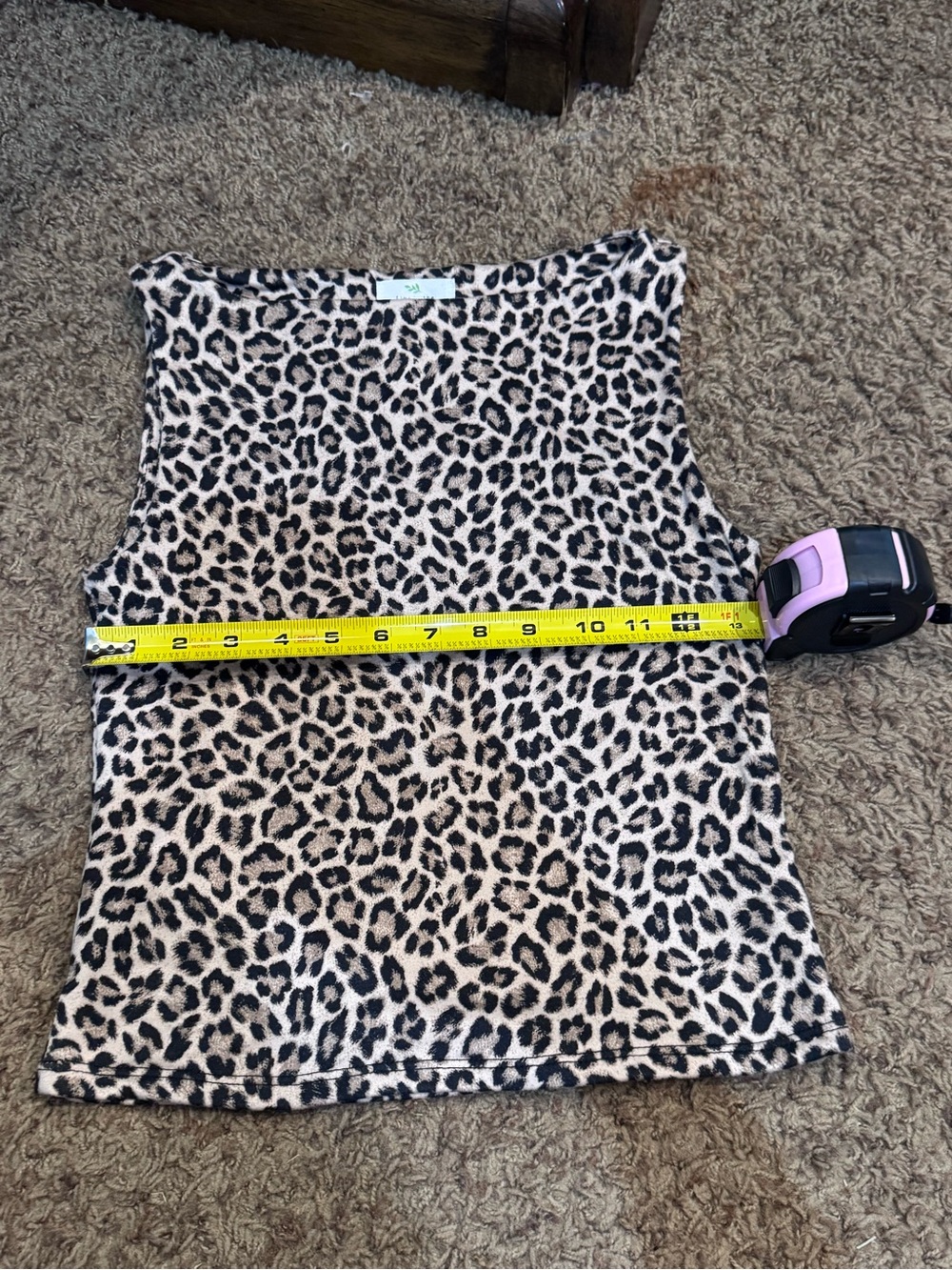 Sleeveless Leopard Print Tank Top - Beige/Black - Picture 5 of 7